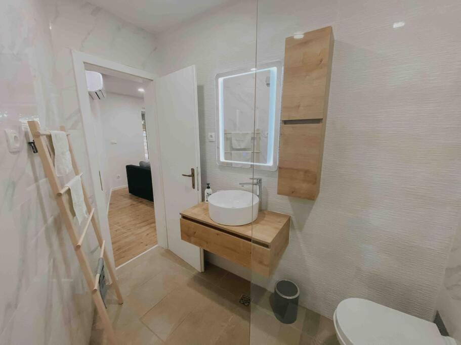 Hvar Home Apartments Hvar Town Bagian luar foto