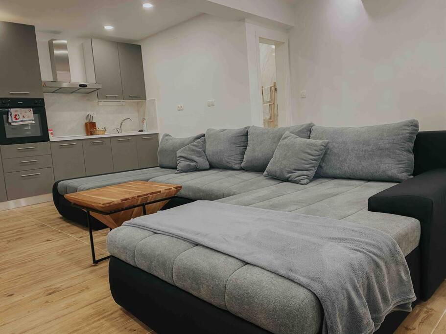 Hvar Home Apartments Hvar Town Bagian luar foto